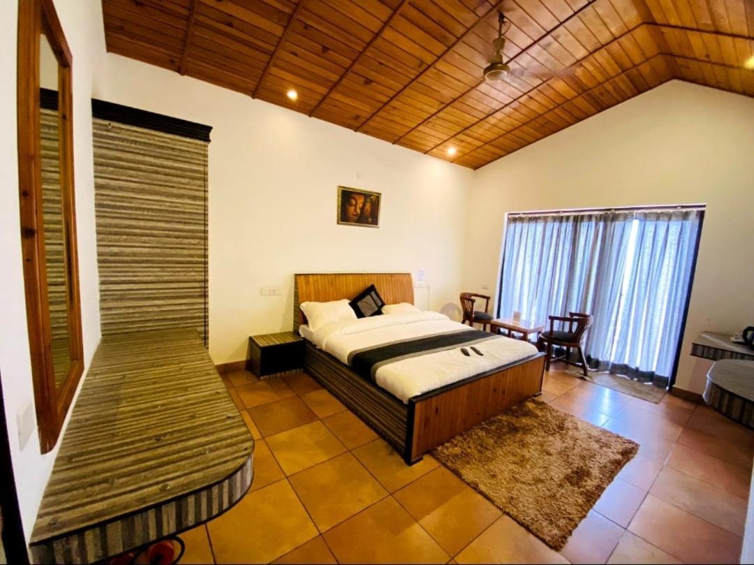 Mist N Meadows Resort Rājgarh 외부 사진