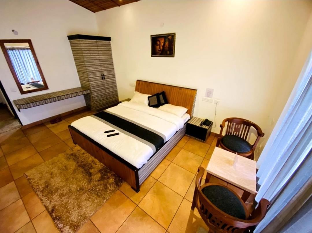 Mist N Meadows Resort Rājgarh 외부 사진