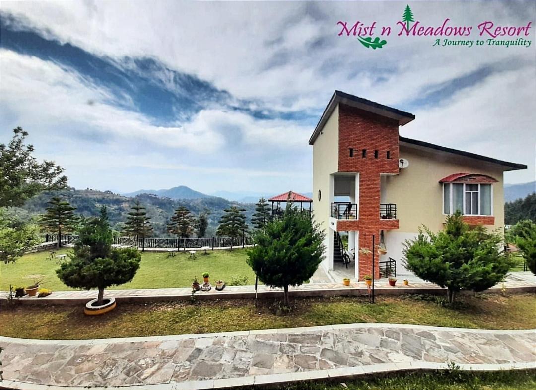 Mist N Meadows Resort Rājgarh 외부 사진