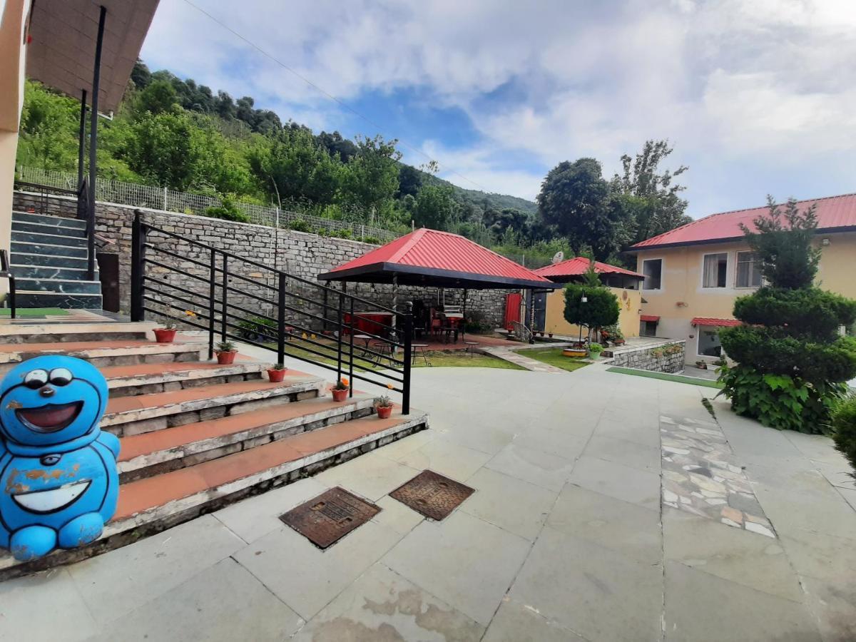 Mist N Meadows Resort Rājgarh 외부 사진