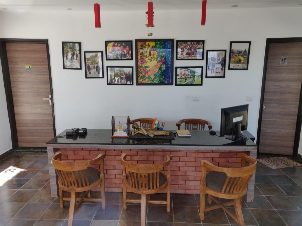 Mist N Meadows Resort Rājgarh 외부 사진