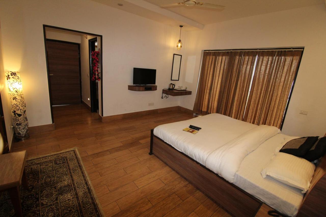 Mist N Meadows Resort Rājgarh 외부 사진